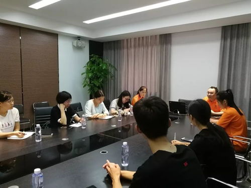 數字工廠與智能智造 產業(yè)升級的創(chuàng)新實踐與文創(chuàng)服務新生態(tài)